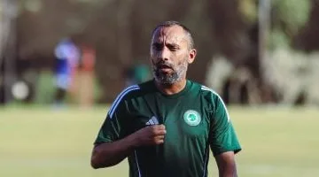 محمد ثابت يشرف مؤقتاً على تدريبات مودرن سبورت في غياب مجدي العاطي