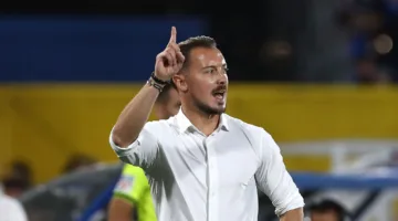 يايسله يرفض لاعب الهلال السابق ويعلن بديله.. وأبو الشامات يتصدر اهتمامه في 24 يوليو 2025