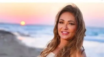 «تألق مستمر» ليلى علوي أيقونة السينما والدراما المصرية تعود بإطلالة جديدة