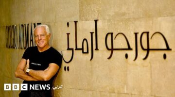 جورجيو أرماني 2025: قصة طفل الحرب الذي صنع ثورة الموضة من ميلانو إلى دبي الآن