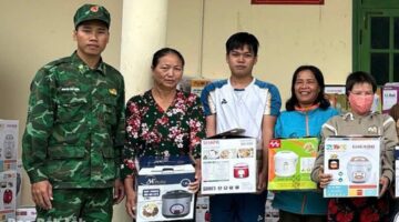 تبرع بأجهزة طهي الأرز يخفف معاناة ضحايا فيضانات شوان داي