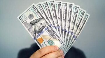 سعر الدولار في بنك كريدي أجريكول يسجل 47.75 جنيه للشراء الأربعاء