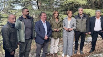 مبادرة درب الملك تشارلز الثالث تغرس آلاف الأشجار في غابات الشوف اللبنانية