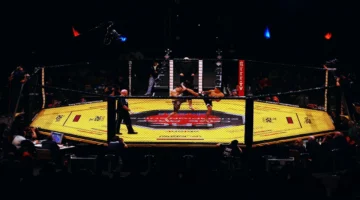 وفاة مصارع فنون قتال مختلطة بعد انهياره المفاجئ داخل الحلبة اليوم