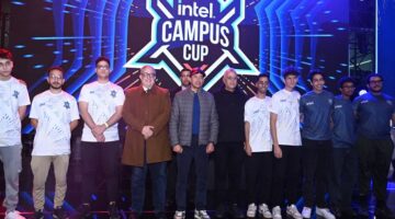 صافرة الختام.. وزير الرياضة يحتفل ببطولة الجامعات المصرية للألعاب الإلكترونية 2025