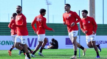 اللقاء المنتظر.. تردد القناة الجزائرية المفتوحة لمباراة مصر أنجولا