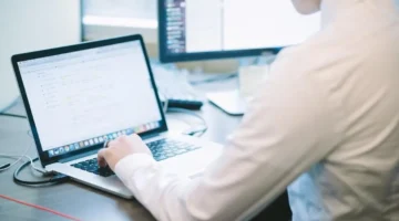 اليوم الثاني.. تعليق الدراسة الحضورية في مناطق متعددة 2025