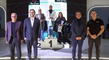 تألق أكاديمي.. طالبة البترا تحصد المركز الثالث لبطولة زين الإلكترونية