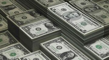 تحديث مهم.. سعر الدولار مقابل الجنيه داخل البنوك المصرية يوم 13 ديسمبر 2025