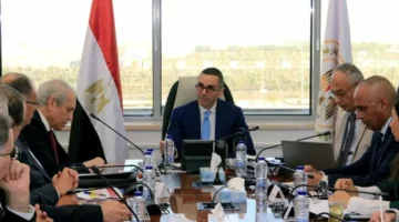 تراجع التضخم إلى 12% في مصر.. وزير يكشف قفزة الصادرات 19%