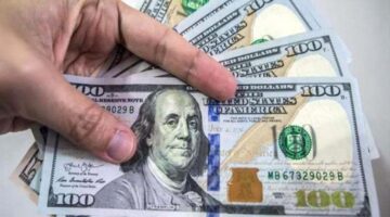 تراجع مستمر.. توقعات مصرفية بوصول الدولار لـ45 جنيهًا قريبًا