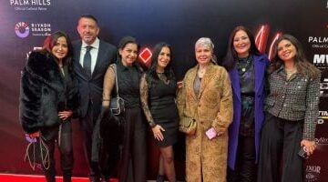 حضور عائلي.. أم كلثوم وصناع فيلم الست يشاهدون مع منى زكي وحلمي