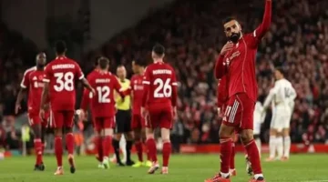 دعم سلوت لصلاح.. تطورات أزمة النجم مع ليفربول وقرار الإدارة