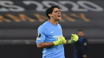 دموع ياسين بونو بعد رحيل جيسوس.. الهلال يطارد تشافي لإنقاذ الموسم