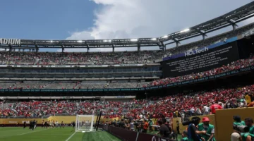 صافرة الإلغاء.. توقف مواجهة الأهلي وبالميراس في البرازيل لسوء الطقس