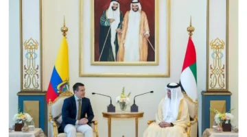 لقاء دبلوماسي.. سعود بن صقر يناقش مع رئيس الإكوادور تعزيز الصداقة والتعاون