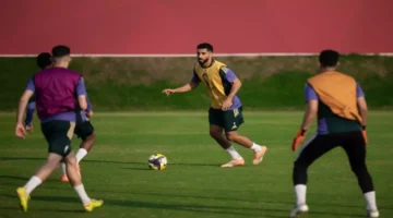 مواجهة حاسمة.. الأخضر يسعى للنهائي في كأس العرب 2025