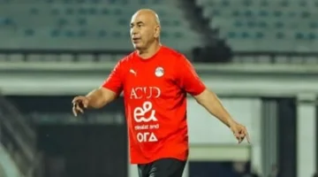 نجم الأهلي حسام حسن يدعم زميله حسن شحاتة خلال وعكته الصحية