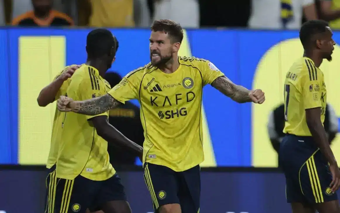 أزمة الميركاتو الصيفي.. 3 عقبات تمنع نادي النصر من حسم صفقاته العالمية الجديدة