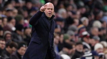 7 خطايا كبرى.. أسباب تهدد استمرار آرني سلوت في قيادة ليفربول برحيل مبكر