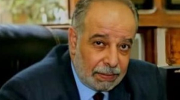 أشرف زكي يطمئن الجمهور.. ياسر صادق مستقر في العناية المركزة