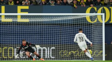 بثنائية مبابي.. ريال مدريد ينتزع صدارة الليجا بعد الفوز على فياريال بنتيجة مثيرة