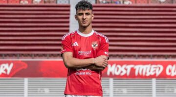 بسبب صفقة عيد.. صدام بين نجمي الأهلي والزمالك حول دور إمام عاشور بالحلبة