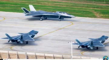 بعد 15 عامًا.. الصين تطلق نسختين جديدتين من مقاتلة J-20 الشبحية