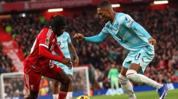 تابع ليفربول ونيوكاسل.. قائمة القنوات الناقلة للمواجهة المرتقبة بالدوري الإنجليزي الممتاز