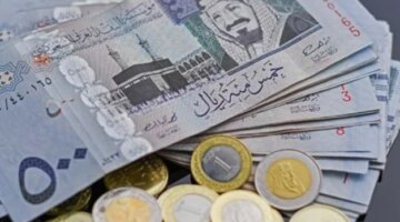 تحديثات الصرف.. سعر الريال السعودي أمام الجنيه في تعاملات الاثنين 19 يناير