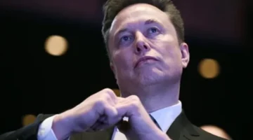 تحذير إيلون ماسك.. هل يهدد الذكاء الاصطناعي غير المنضبط استقرار المجتمعات البشرية؟