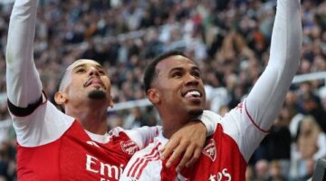 ثلاثية أرسنال تهزم تشيلسي في ذهاب نصف نهائي كأس كاراباو