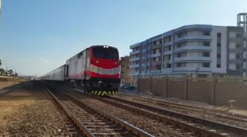 جدول المواعيد الكامل.. انطلاق رحلات قطارات محافظات الوجهين البحري والقبلي من القاهرة اليوم