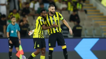 صافرة البداية.. موعد الاتحاد وضمك في دوري روشن السعودي 2025 والقنوات