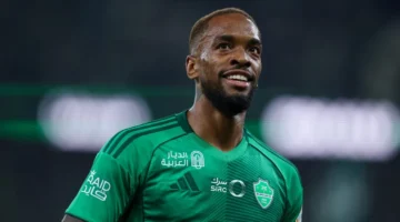 صافرة البداية.. موعد مواجهة الأهلي والأخدود وقنوات دوري السعودي 2025