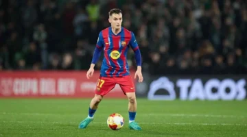 صفقة كاسادو.. مانشستر يونايتد يراقب نجم برشلونة بعد الإعلان عن ضم لاعب مصري