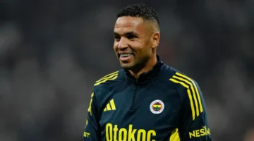 صفقة هجومية مرتقبة.. مدرب فنربخشة يحسم الجدل حول مصير يوسف النصيري مع الفريق