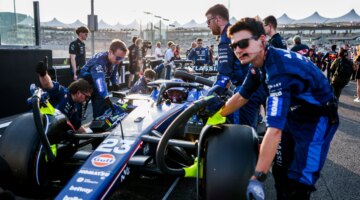 غياب مفاجئ.. ويليامز ينسحب من تجارب برشلونة وينتظر انطلاقة حلبة البحرين المقبلة