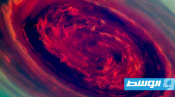 فروق جوية مذهلة.. دراسة توضح تباين العواصف القطبية بين كوكبي المشتري وزحل