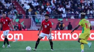 قرار كاف.. إيقاف مروان عطية وصلاح محسن بعيدًا عن المونديال