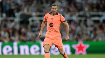 هدف تاريخي.. ليفاندوفسكي يهدد عرش ميسي قبل مباراة برشلونة وكوبنهاجن المرتقبة