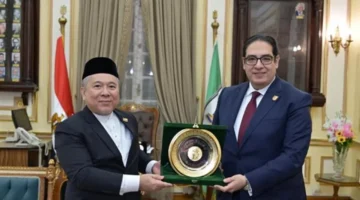 وفد سلطنة بروناي.. جامعة القاهرة تفتح آفاقاً جديدة للتعاون العلمي المشترك