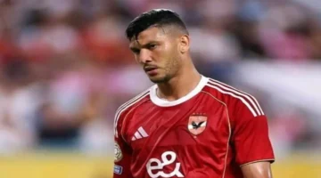 3 عروض سويسرية.. مدافع الأهلي أشرف داري يحسم موقفه من الرحيل النهائي