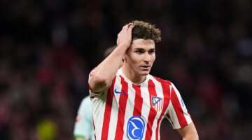 90 مليون يورو.. أتلتيكو مدريد يصدم برشلونة بسعر بيع جوليان ألفاريز الجديد