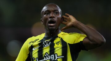 اختبار طبي حاسم.. فرصة مشاركة موسى ديابي في كلاسيكو الهلال والاتحاد المرتقب