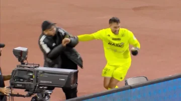 اعتداء حارس الخلود.. قرار انضباطي مرتقب بعد واقعة حامل الكرات المثيرة للجدل