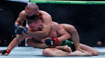 اعتراف دو بليسيس.. مدرب شيماييف يكشف كواليس خطة استعادة حزام البطولة الأغلى