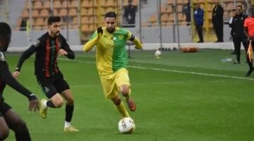 الأهلي الأقوى أفريقيًا.. طموح شبيبة القبائل يحسم مواجهة القمة الكروية المرتقبة