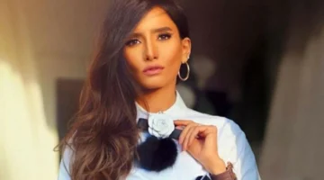 بعد سنوات الخصوصية.. زينة تنشر الصور الأولى لتوأمها وتفاجئ الجمهور بملامحهما الواضحة