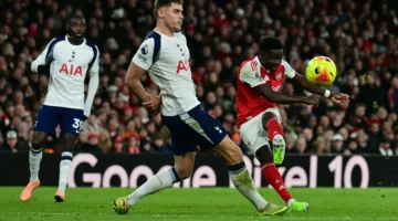 تاريخ المواجهة.. موعد مباراة توتنهام وآرسنال في الدوري الإنجليزي والقنوات الناقلة